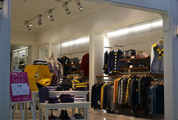 服裝店裝修、服裝店設(shè)計(jì)、服裝店裝修效果圖