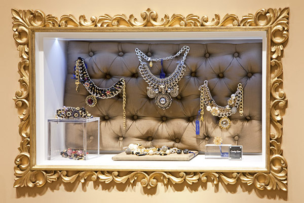 合肥珠寶店裝修設(shè)計(jì)怎樣讓客戶一見(jiàn)鐘情