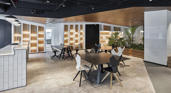 合肥辦公室裝修設(shè)計(jì)的翻新過程要注意些什么