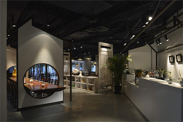 中餐廳裝修哪個公司比較靠譜啊？